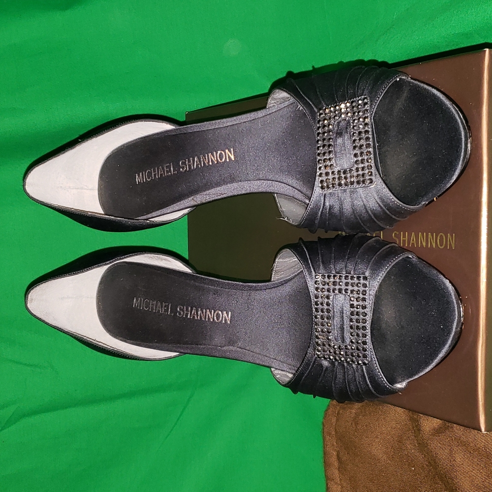 Michael Shannon Heels Size 9.5 Gray - Picture 2 of 7